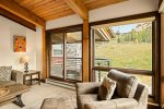 The Enclave is perfectly positioned on Assay Hill between the Elk Camp Gondola and Assay Hill chairlift